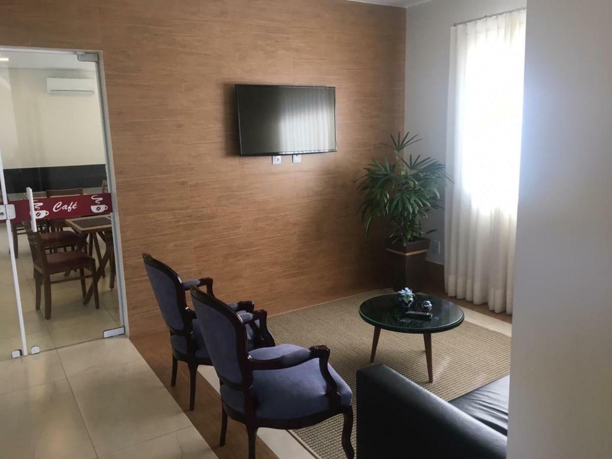 Hotel Hospeda Marília Exteriör bild